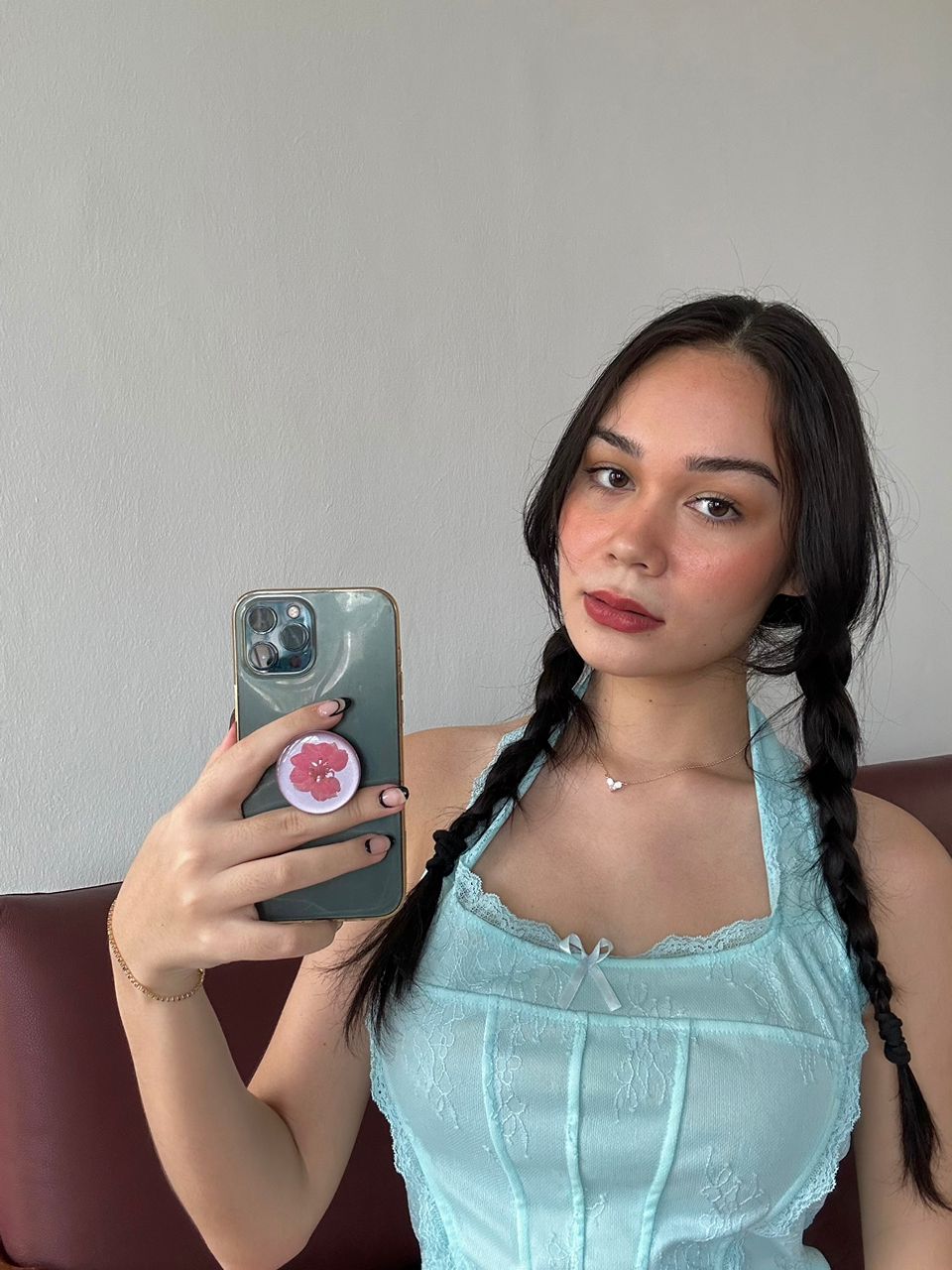 TYRA HEALY X POPSOCKETS MALAYSIA